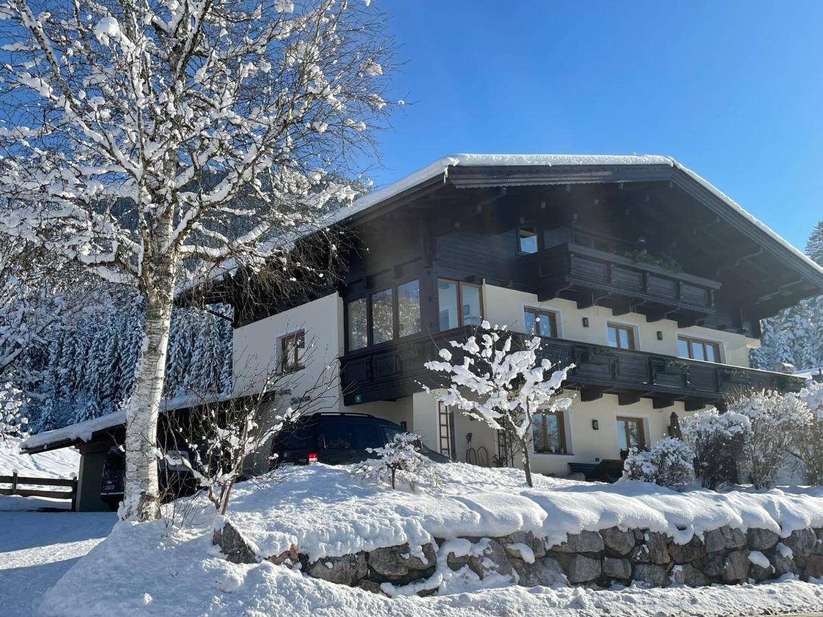 Ferienwohnung Riedmann Oberndorf in Tirol Exterior photo
